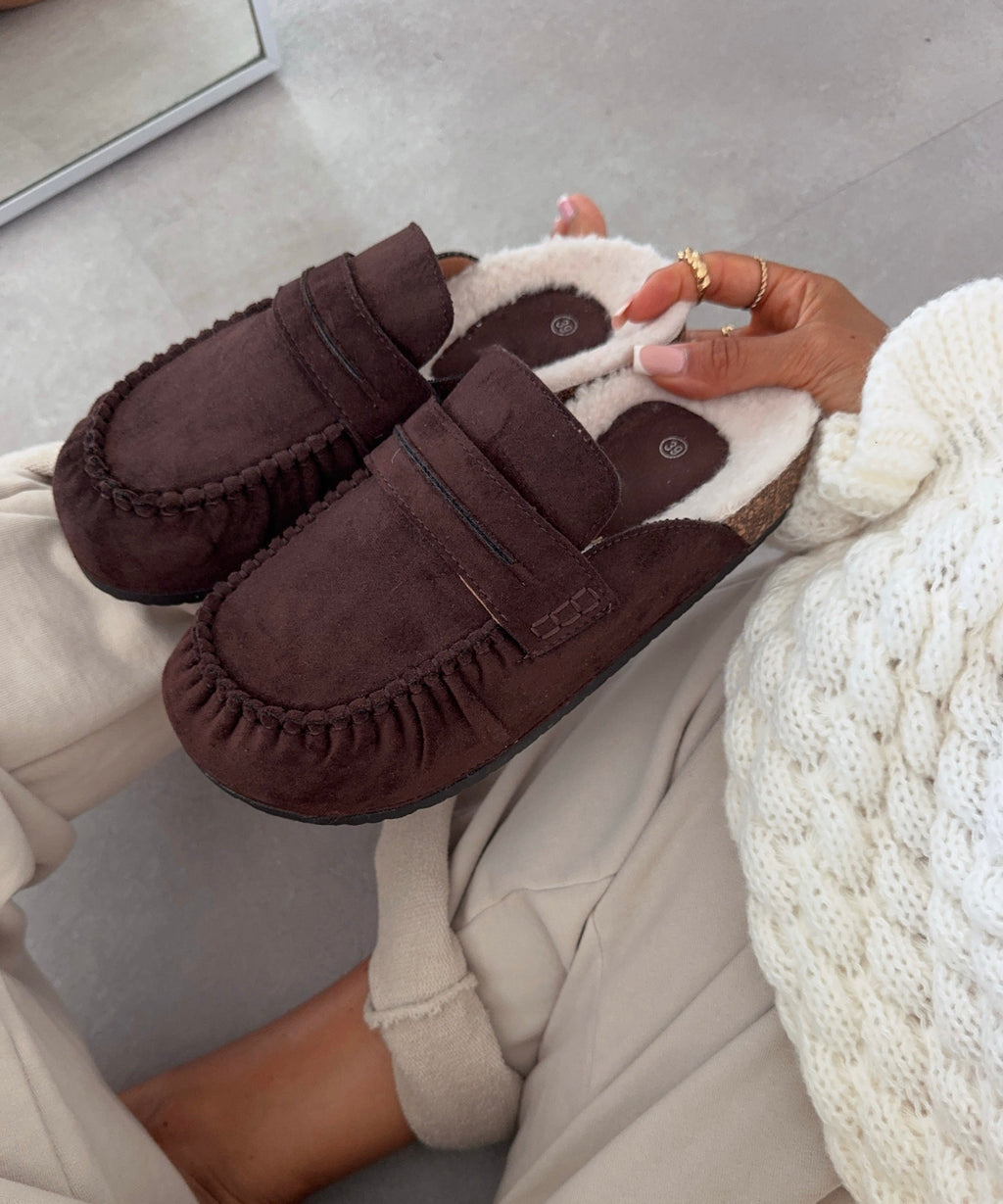 Fell Mules Leni Braun