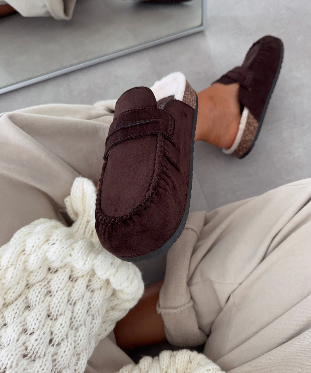 Fell Mules Leni Braun
