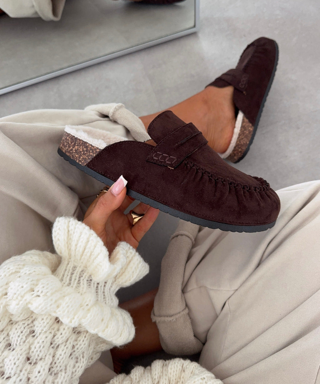 Fell Mules Leni Braun