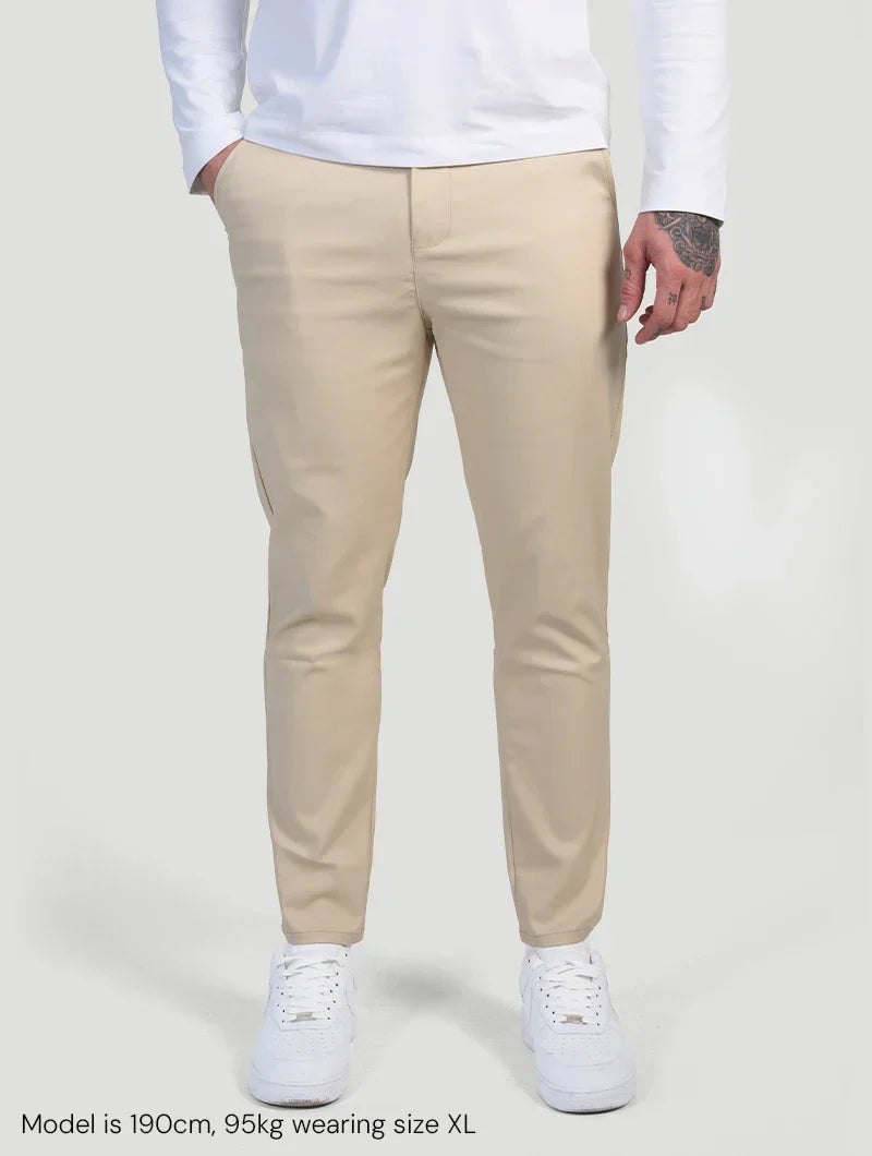 ASTINO| PANTALÓN CHINO BEIGE