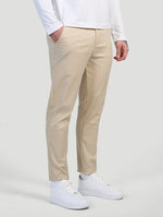 ASTINO| PANTALÓN CHINO BEIGE