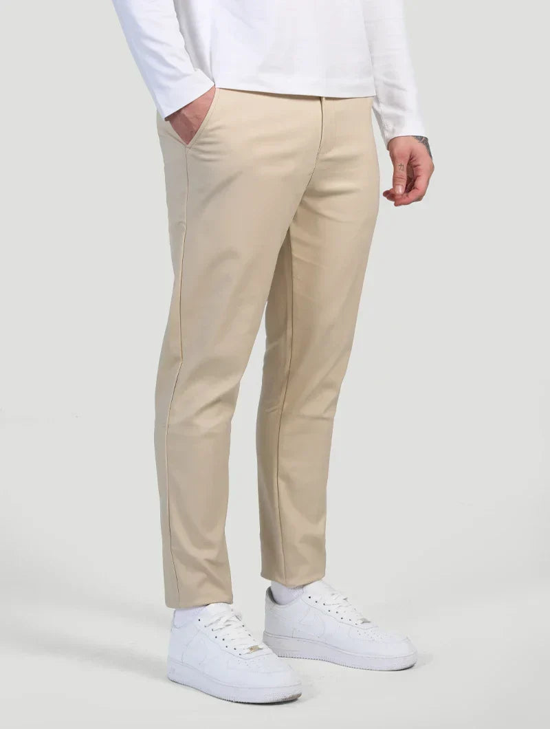ASTINO| PANTALÓN CHINO BEIGE