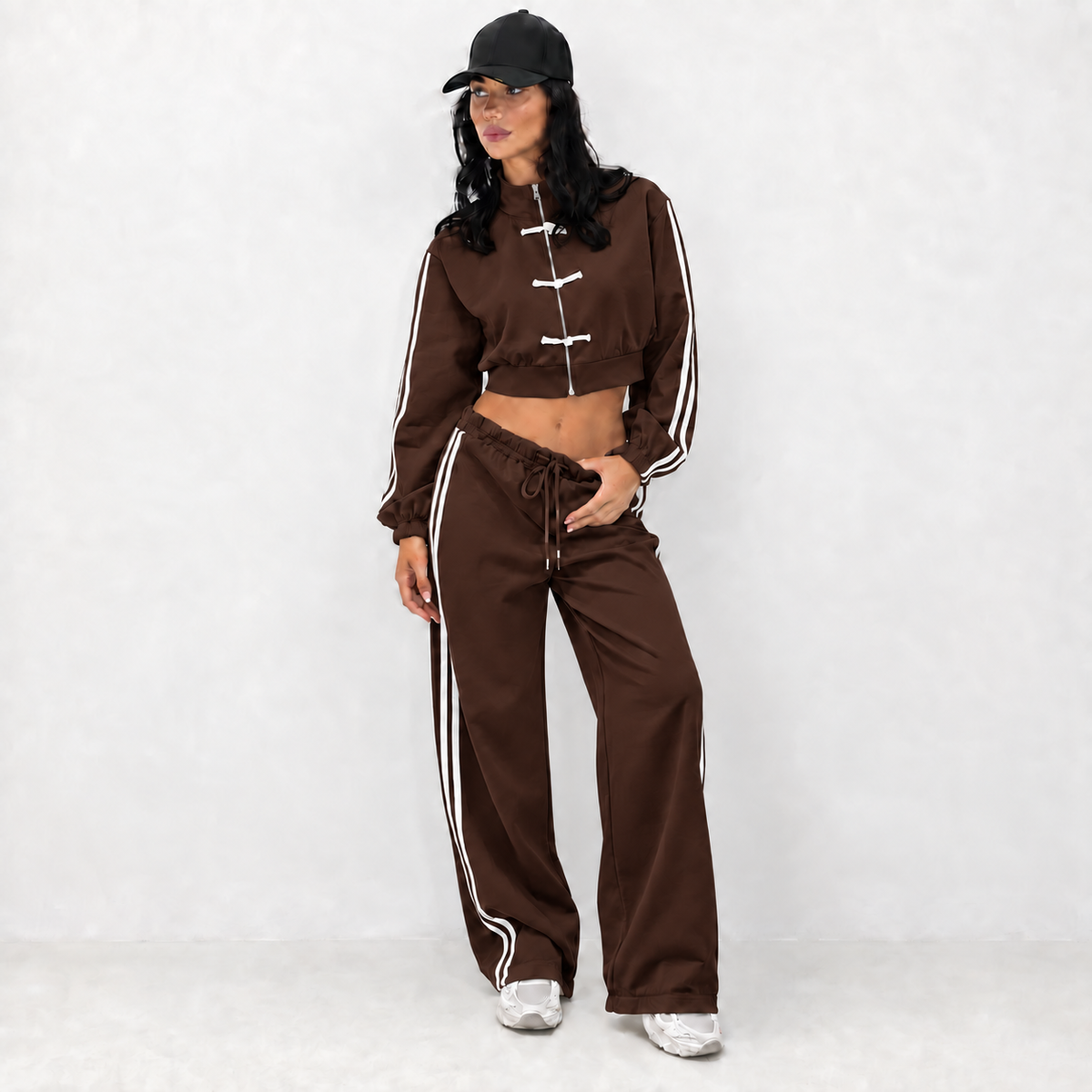 ALESSIA | CONJUNTO CASUAL DE CHAQUETA CORTA Y PANTALÓN