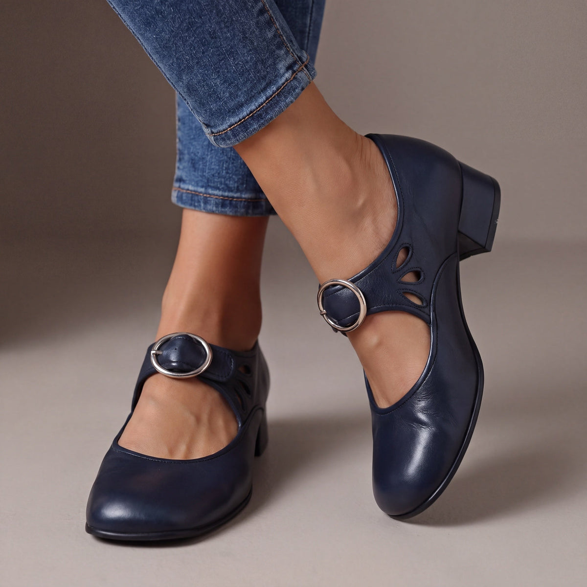 JOSEFINA | ZAPATO MARY JANE DE CUERO